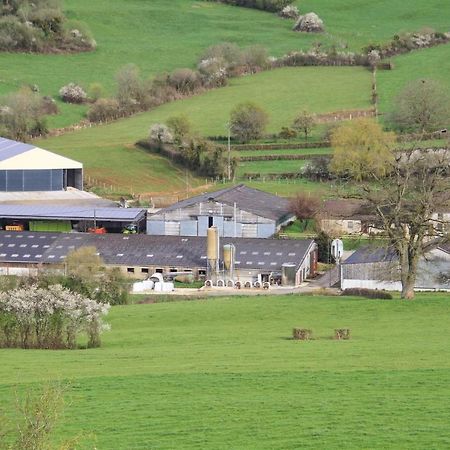 Gite A La Ferme Rouvroy Exterior photo