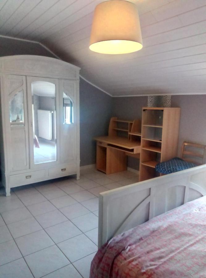 Gite A La Ferme Rouvroy Exterior photo